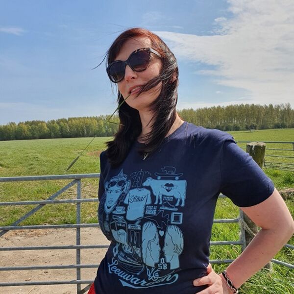 Clara-met-Leeuwarden-Shirt-2